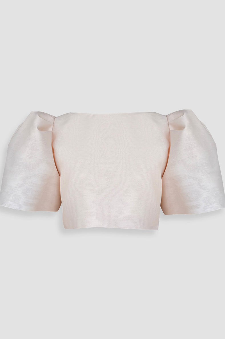 Vania Romoff Camisa Top Cream made with spun organza and has Butterfly sleeves and a self-tie back ribbon 