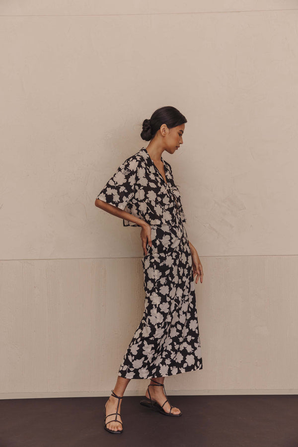 Toledo Set in Black & White Floral - Women's RTW Dresses & Accessories - Made In The Philippines - Vania Romoff