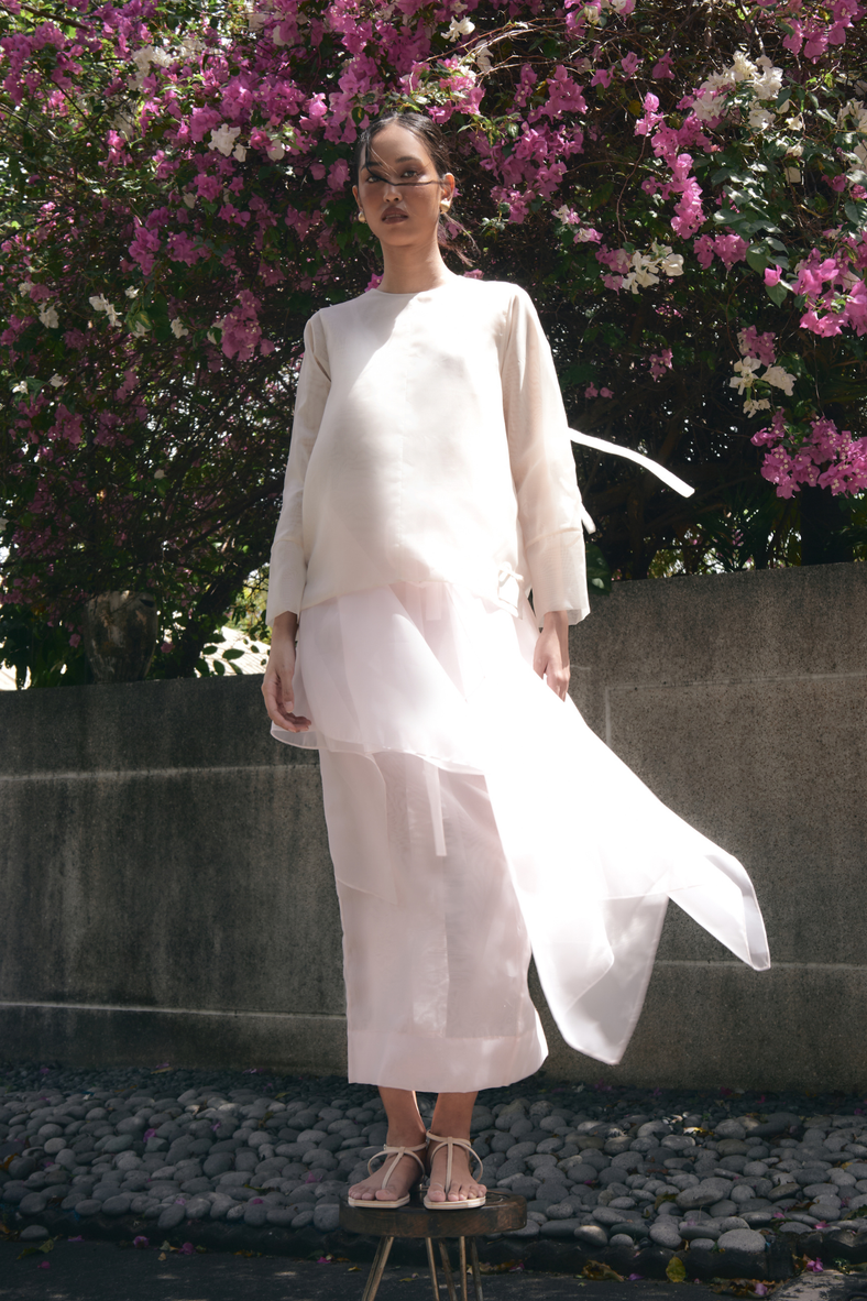 Vania Romoff The Mila Top in oat is a classic top with a round neckline and made of lightweight organza