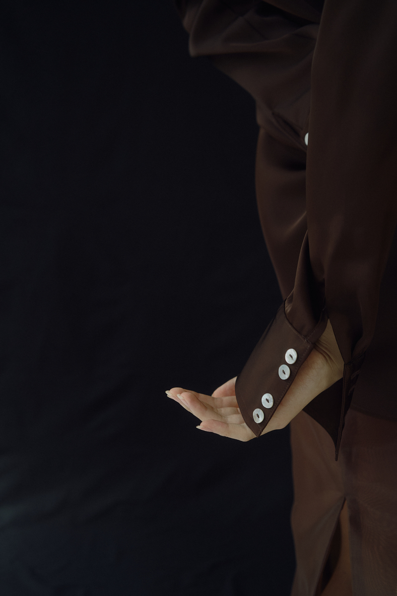 Vania Romoff The Silk Shirt in chocolate is made from lustrous silk blend fabric and cut for a relaxed fit
