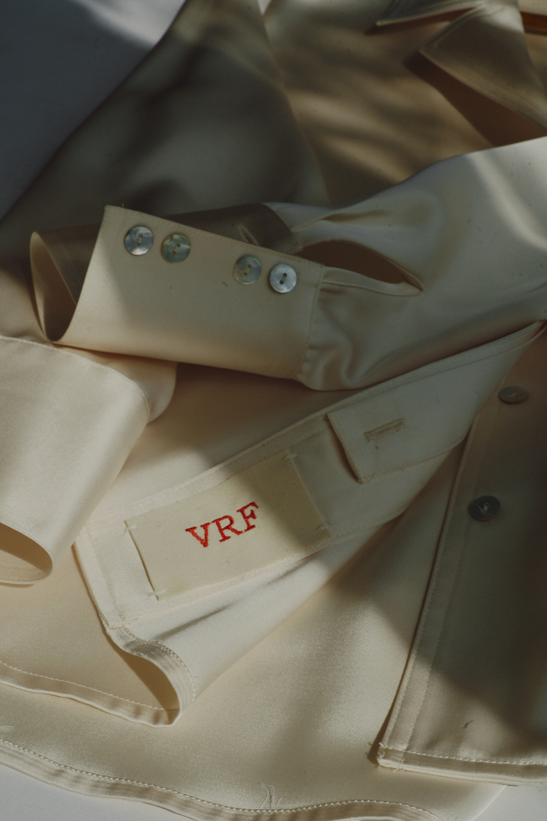 Vania Romoff The Silk Shirt in ivory is made from lustrous silk blend fabric and cut for a relaxed fit