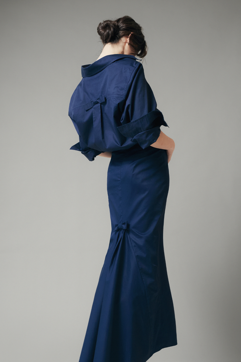 Vania Romoff Jane Skirt in navy blue made with cotton poplin