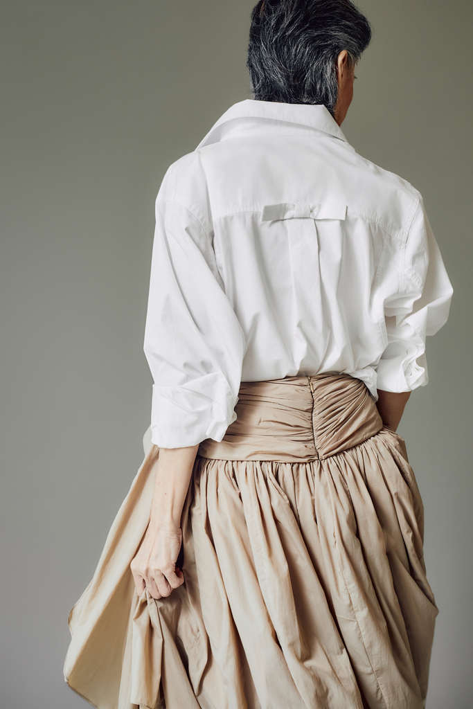 Vania Romoff Boyfriend Shirt White made with cotton poplin and has a bow at the back