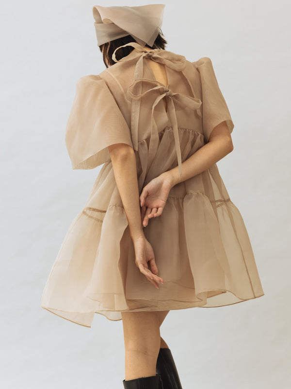 Vania Romoff Camisa Babydoll Dress  Nude made with silk organza and comes with a slip dress