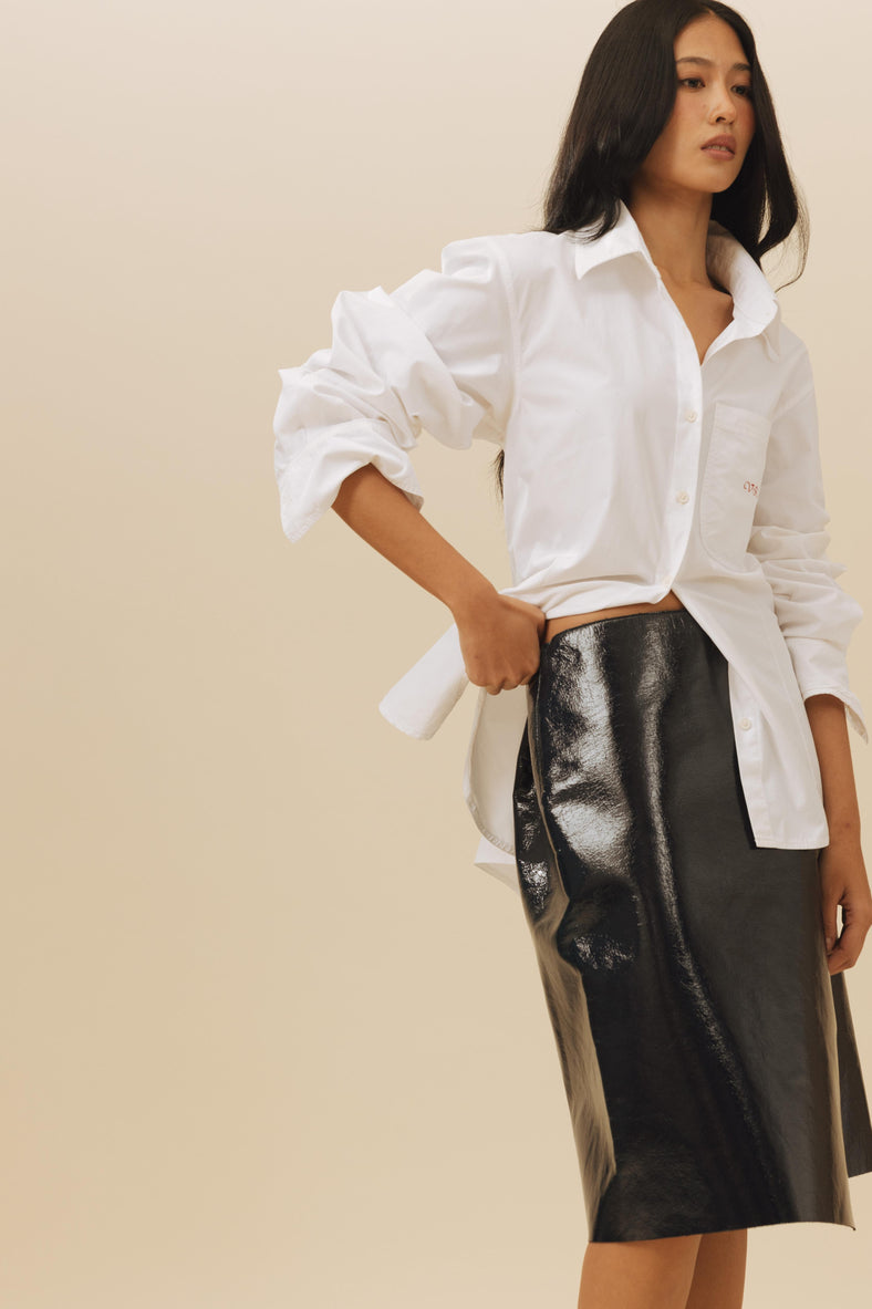 Vania Romoff Boyfriend Shirt White made with cotton poplin and has a bow at the back
