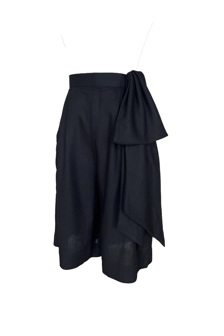 Lila Shorts in Black - Women's RTW Dresses & Accessories - Made In The Philippines - Vania Romoff